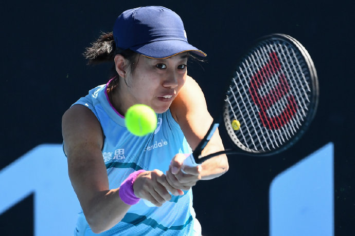 以明显优势 以明显优势