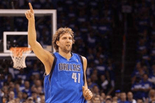 场上发挥作 场上发挥作