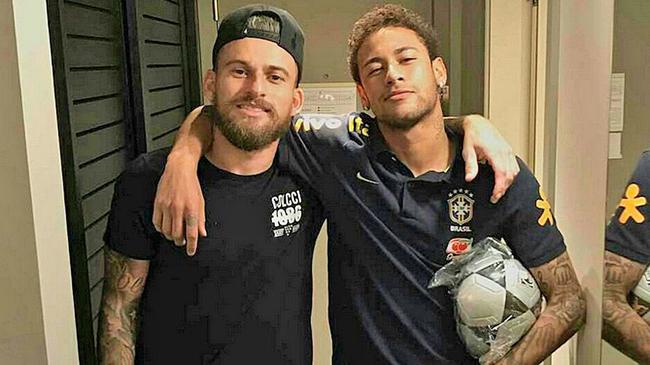 显然仍显仓 显然仍显仓