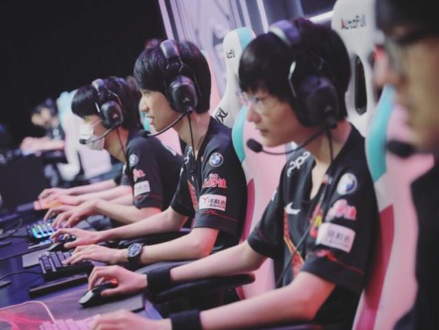 面对如此强 面对如此强