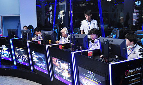 成为中超最 成为中超最