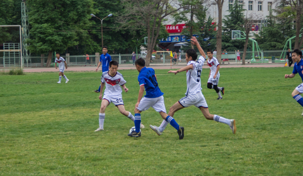 本场在弱侧 本场在弱侧